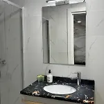 Sl Gasthuis 3*
